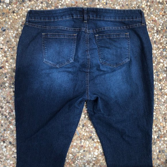 Torrid Denim Blue Skinny Jeans Dark Wash #1 Sz 16S - Picture 7 of 7